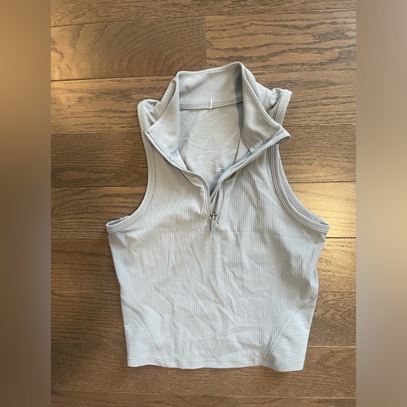 Lululemon Crop Top - Picture 3 of 5